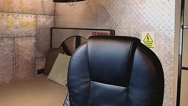 Snapshot of MarcusRain_ chatting on 01/18/26, 04:16 MarcusRain online show from 01/18/26, 04:16