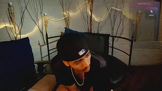 MarcusRain  online show from 11/30/25, 04:35