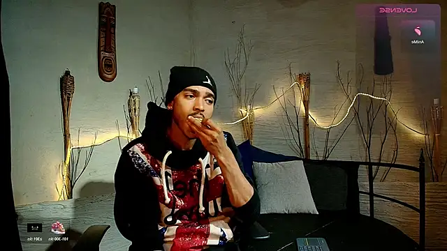 MarcusRain  online show from 12/02/25, 03:30