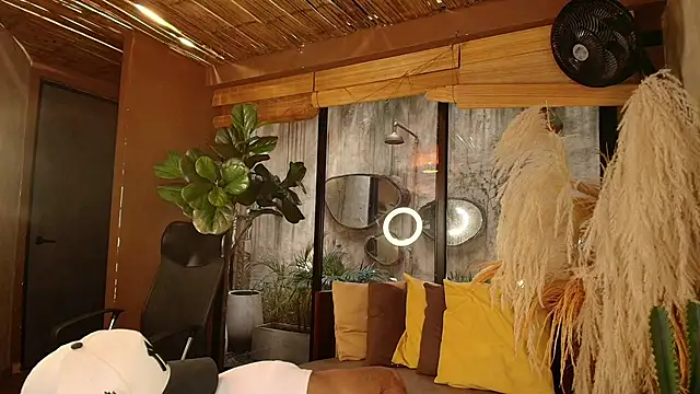 MarcusRain  online show from 11/24/25, 08:20