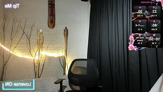 Snapshot of MarcusRain_ chatting on 12/22/25, 04:23 MarcusRain online show from 12/22/25, 04:23