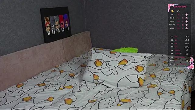 Violetwin online show from 02/05/26, 06:48