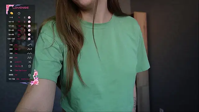 Violetwin online show from 06/18/26, 03:17