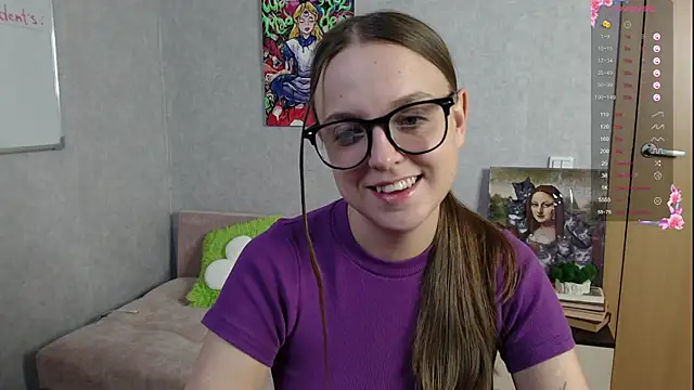 Snapshot of Violetwin chatting on 10/01/25, 06:12 Violetwin online show from 10/01/25, 06:12