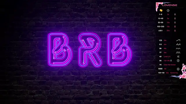 Snapshot of Violetwin chatting on 09/18/25, 05:10 Violetwin online show from 09/18/25, 05:10