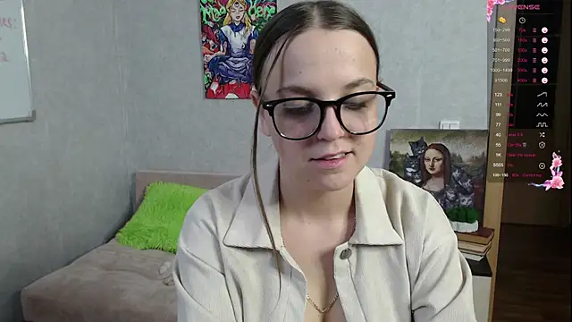 Snapshot of Violetwin chatting on 09/27/25, 06:47 Violetwin online show from 09/27/25, 06:47