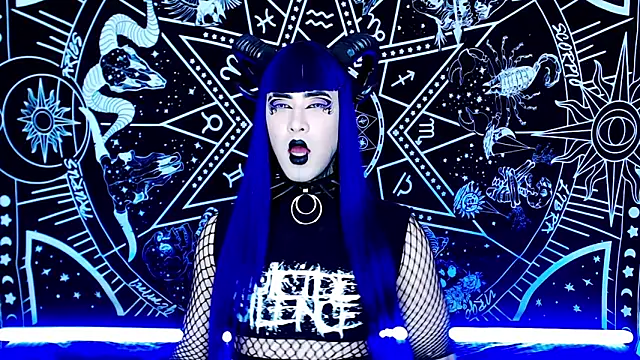 naomi satan online show from 11/26/25, 12:43