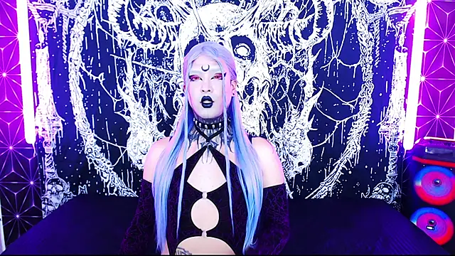 naomi satan online show from 04/24/26, 11:07