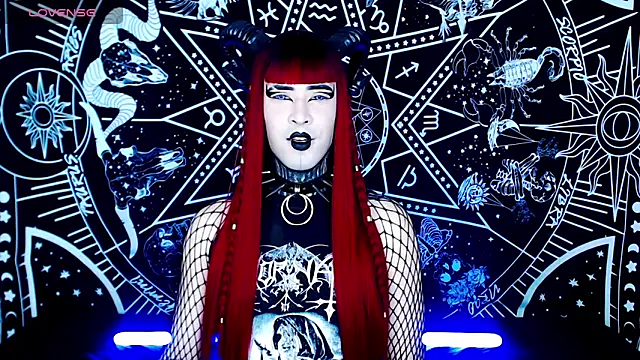 Snapshot of naomi_satan chatting on 09/26/25, 10:16 naomi satan online show from 09/26/25, 10:16