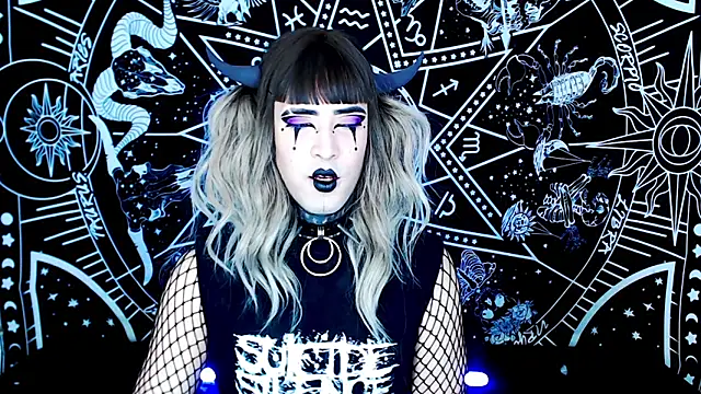 naomi satan online show from 11/14/25, 01:20