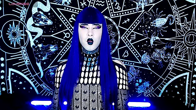 naomi satan online show from 10/29/25, 01:48