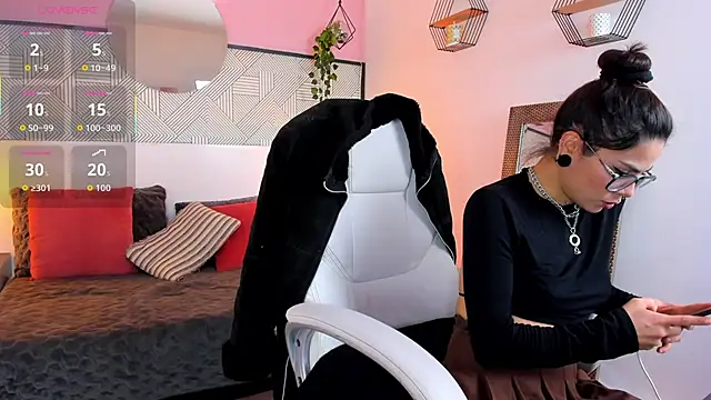 Esmeralda CO online show from 11/07/25, 01:04