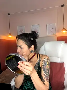 Esmeralda CO online show from 12/05/25, 12:15