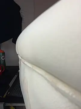 Esmeralda CO online show from 12/02/25, 03:36