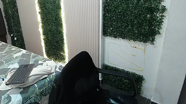 canela a73 online show from 11/13/25, 03:16