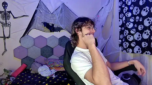 2006 tgn online show from 10/30/25, 06:27