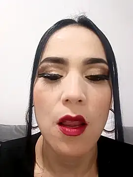 jamila zair online show from 11/11/25, 12:44