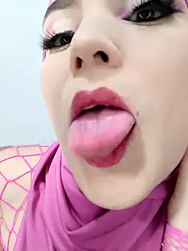 jamila zair online show from 02/18/26, 01:51