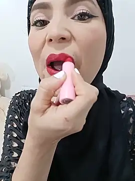jamila zair online show from 06/12/26, 01:20
