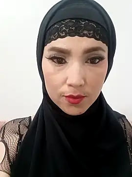 jamila zair online show from 04/28/26, 02:21