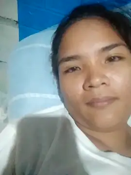 Sexy-Mama25 online show from 10/23/25, 02:49