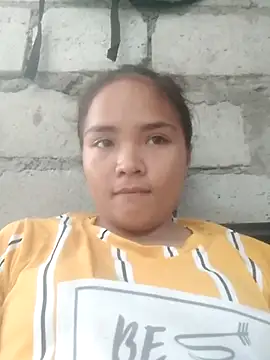 Sexy-Mama25 online show from 10/28/25, 03:40