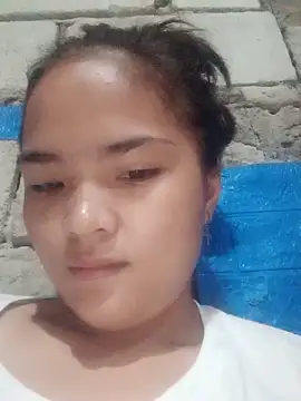 Sexy-Mama25 online show from 12/17/25, 01:10