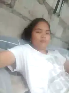 Sexy-Mama25 online show from 10/29/25, 06:12