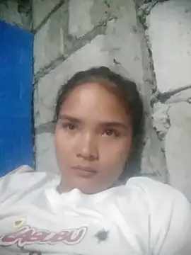 Sexy-Mama25 online show from 10/31/25, 07:32