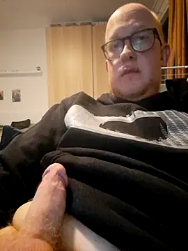 geilerd122 online show from 02/06/26, 06:04