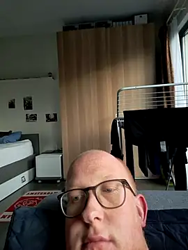 geilerd122 online show from 10/30/25, 03:53