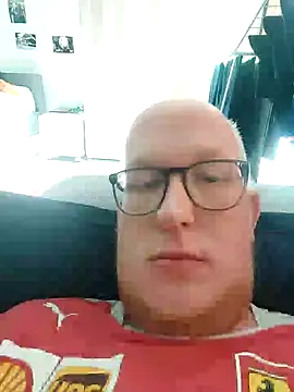 geilerd122 online show from 09/12/25, 01:33