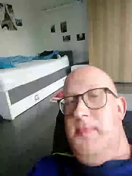 geilerd122 online show from 10/08/25, 02:51