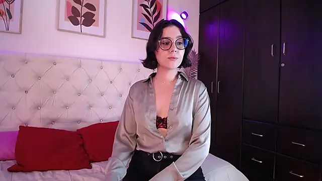 Snapshot of barbyehot chatting on 11/09/25, 07:40 barbyehot online show from 11/09/25, 07:40