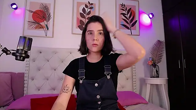 Snapshot of barbyehot chatting on 01/31/26, 09:24 barbyehot online show from 01/31/26, 09:24