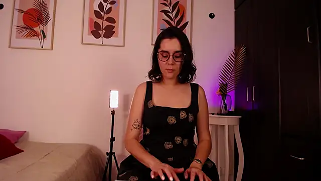 barbyehot online show from 04/13/26, 08:57