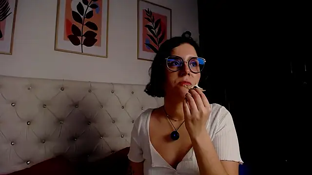 Snapshot of barbyehot chatting on 07/14/26, 02:05 barbyehot online show from 07/14/26, 02:05