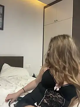 cherryrosealiee online show from 03/07/26, 02:33