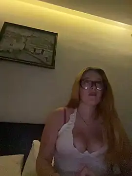 Snapshot of cherryrosealiee chatting on 02/27/26, 03:34 cherryrosealiee online show from 02/27/26, 03:34