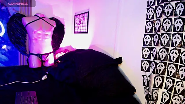 Valkiria 09 online show from 10/24/25, 04:00