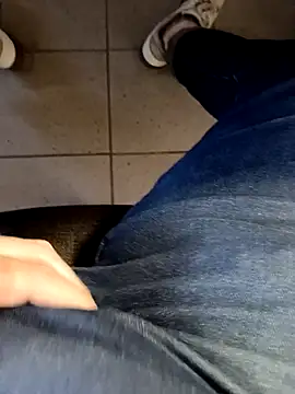 Empi19cm online show from 03/27/26, 04:08