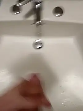 Empi19cm online show from 11/26/25, 07:14