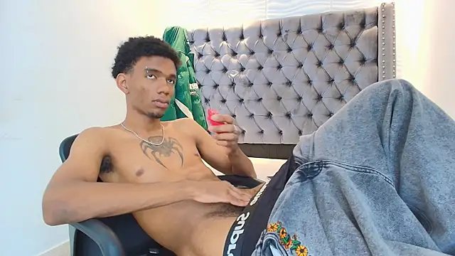 nero reyd online show from 06/22/26, 07:22