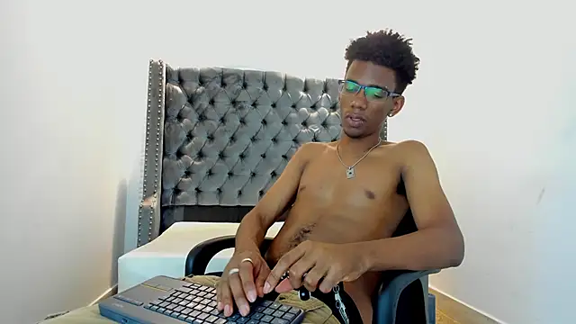 nero reyd online show from 10/15/25, 07:22