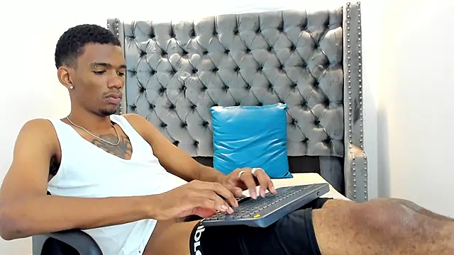 nero reyd online show from 12/22/25, 07:36