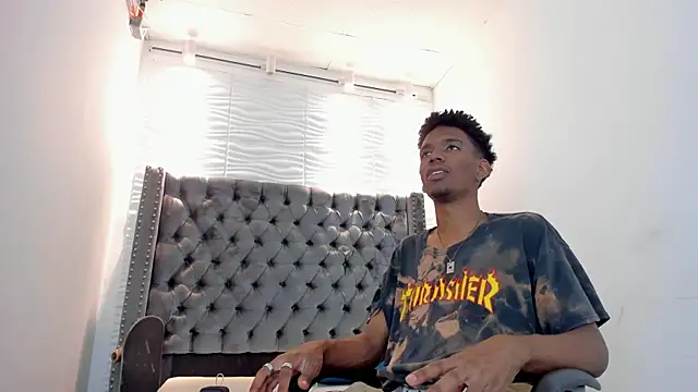 nero reyd online show from 09/26/25, 07:32
