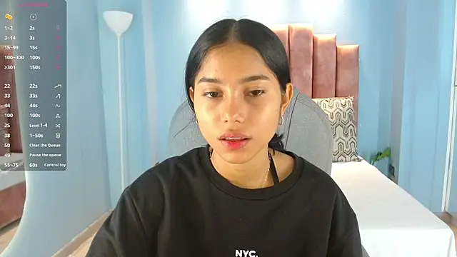 Milaa Star  online show from 03/01/26, 03:39