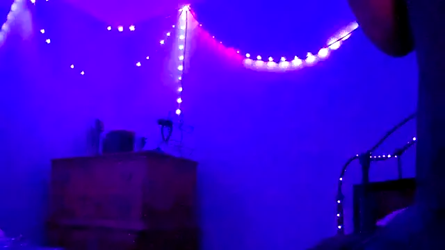 puddled wonderland online show from 10/26/25, 01:06