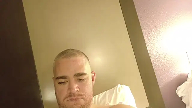 Dallasbest214 online show from 10/31/25, 07:38