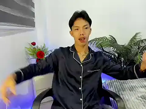 jersthebigfuckerxxx online show from 10/01/25, 04:28